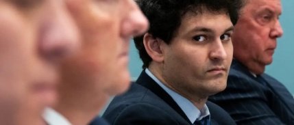 FTX kurucusunun 700 milyon dolarlık varlığına el konuldu 