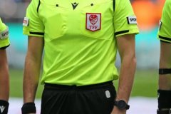 Futbolda bahis operasyonu: 17 hakem ve bir Süper Lig kulübü başkanı gözaltına alındı