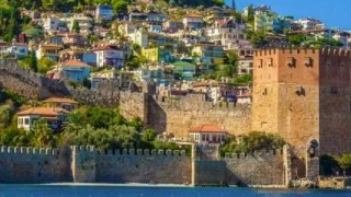 Amsterdam-Alanya direkt uçuşları artık haftada üç gün