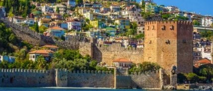 Amsterdam-Alanya direkt uçuşları artık haftada üç gün