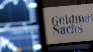 Goldman Sachs petrol tahminini korudu