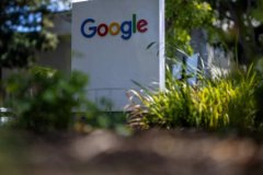 Google medya devleriyle masaya oturdu