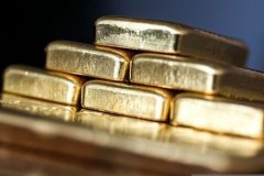 Gram altın son bir yılda ikiye katlandı