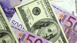 GSYH Verisi Sonrası Dolar ve Euro'nun Durumu