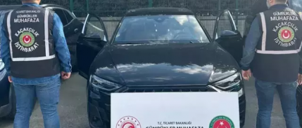 Gümrük Muhafaza ekipleri değeri düşük gösterilen 10 lüks araca el koydu