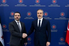 Hakan Fidan’dan Suriye mesajı: YPG olumlu havayı bozuyor