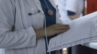 Hastanelerin mesai saatleri değişti: Tabip Odası'ndan karara tepki geldi