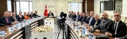 Hazine ve Maliye Bakanlığı yetkilileri otomotiv sektörü temsilcileriyle bir araya geldi