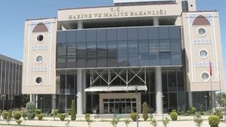 Hazine yarın iki ihale düzenleyecek