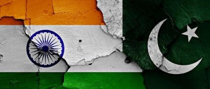 Hindistan üç noktadan Pakistan’a füze ile saldırdı