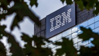 IBM'in geliri ikinci çeyrekte arttı