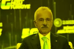 İletişimde 5G dönemi başlıyor: Bakan Uraloğlu yeni dönemin detaylarını açıkladı