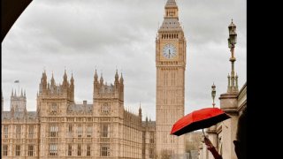 İngiltere ekonomisi kasımda beklentilerin üzerinde büyüdü