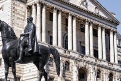 İngiltere Merkez Bankası'ndan 25 baz puanlık faiz indirimi 