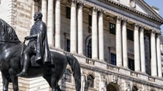 İngiltere Merkez Bankası'ndan faiz indirimi beklentisi geriledi