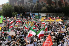 İran'daki gösterilere müdahale eden isimler ABD yaptırım listesinde