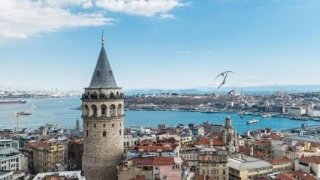 İstanbul'a üç ayda 3,7 milyon turist geldi