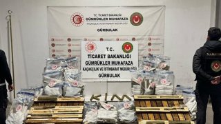 İstanbul Havalimanı ve Gürbulak Gümrük Kapısı'nda yılın ilk uyuşturucu operasyonu