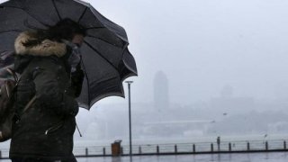 İstanbul için kuvvetli yağış ve fırtına uyarısı