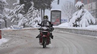 İstanbul Valiliği duyurdu: Ağır taşıtların ve kuryelerin trafiğe çıkışı yasaklandı