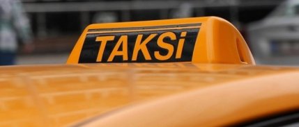İstanbulda taksilerin zamlı tarifelere geçişi başladı