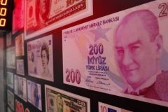 İsveç merkezli bankadan dolar/TL tahmini