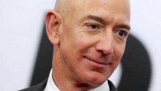 Jeff Bezos 124 milyar dolarlık servetinin çoğunu bağışlayacak