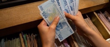 Kamu görevlileri ve emeklilere yapılan zamlar belli oldu