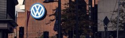 Kar beklentileri azalan Volkswagen hisselerinde düşüş derinleşti