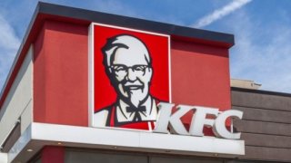 KFC ve Pizza Hut'ın Orta Doğu'daki satışlarında düşüş