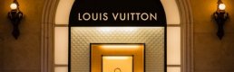 Louis Vuitton’dan Notre Dame’a 200 milyon euro bağış