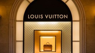 Louis Vuitton’dan Notre Dame’a 200 milyon euro bağış