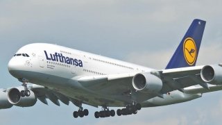 Lufthansa Grubu, 22 bin kişiyi işten çıkarmaya hazırlanıyor