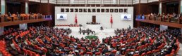 Meclis çalışmalarına bir hafta ara verildi