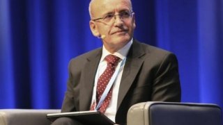 Mehmet Şimşek: Finansal okuryazarlığı düşük bireyler manipülasyona daha açık