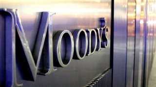 Moody's 18 Türk bankasının notunu düşürdü