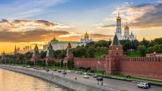 Moskova duyurdu: Putin, Zelenskiy ile görüşmeye hazır