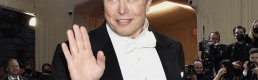 Musk, Twitter'da işletmeler ve hükümetler için 'hafif' bir ücret talep edebileceğini söyledi