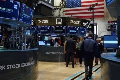 New York borsası Trump'ın Grönland tarifelerinden geri adım atmasıyla yükseldi