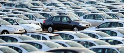 Otomotiv pazarı yüzde 35, otomobil pazarı yüzde 33 daraldı