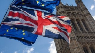 Parlamento anlaşmasız Brexit’i önleyecek tasarıyı onayladı