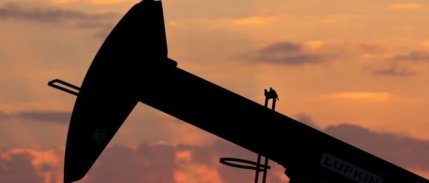 Petrol fiyatları ticaret görüşmeleri ve yaptırımlarla karışık