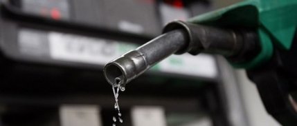 Petrol üretimde azalma ve yaptırım etkisiyle yükseldi