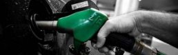 Petroldeki düşüşün ortasında motorine gece yarısı zammı