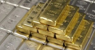 Piyasaları Fed korkusu sardı: Altın ve gümüş zirvesinden sert düştü