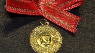 Piyasaların odağı değişti: Altın yeni haftaya sert yükselişle başladı