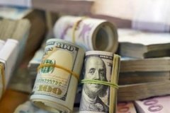 Piyasanın yıl sonu dolar/TL beklentisi belli oldu