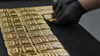 Rusya, bireylerin külçe altın ihracatını kısıtlamaya hazırlanıyor