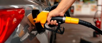 Rusya'da benzin ihracatına yönelik kısıtlamalar uzatıldı