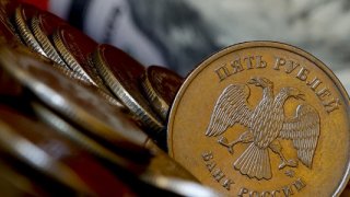 Rusya'da bütçe beklentilerin üzerinde açık verdi